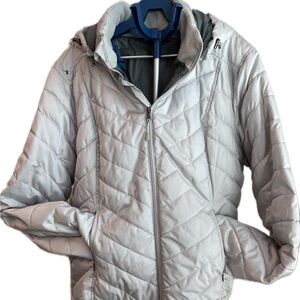 Tek Gear WarmTek Gray Quilted Jacket